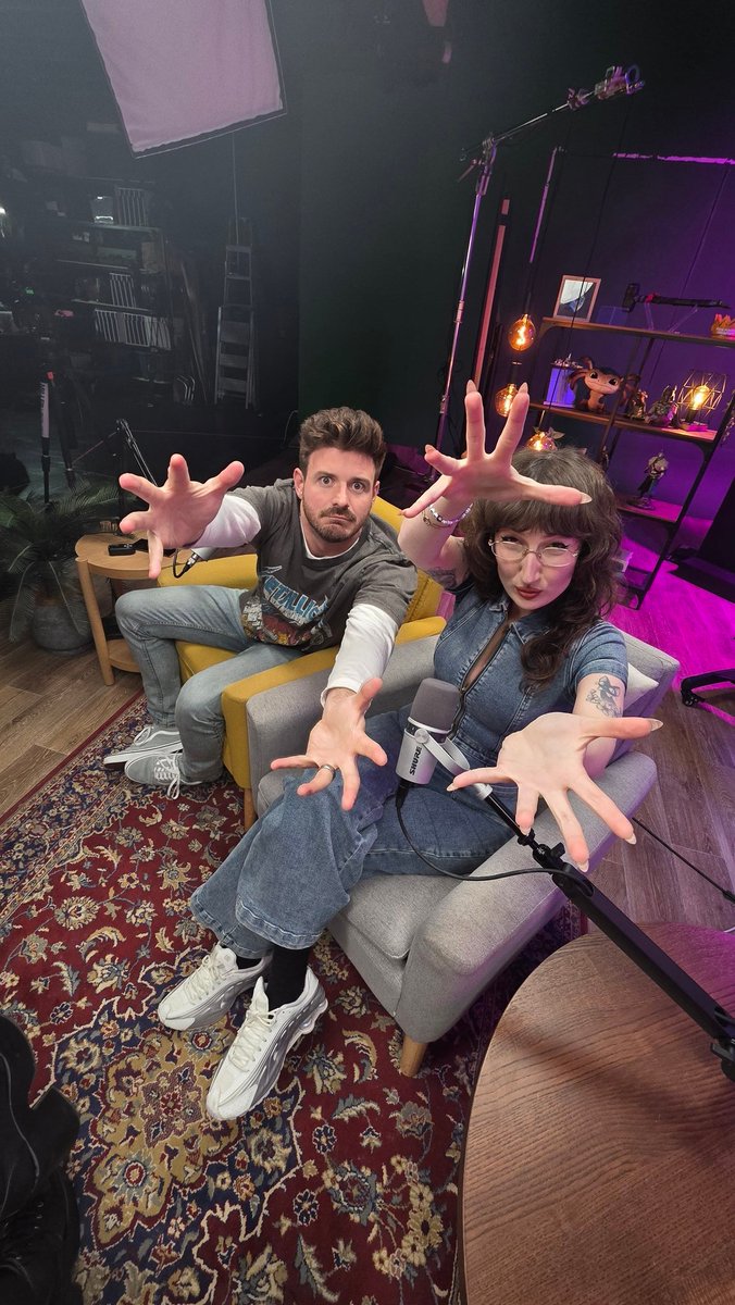 Back Pocket tweet media