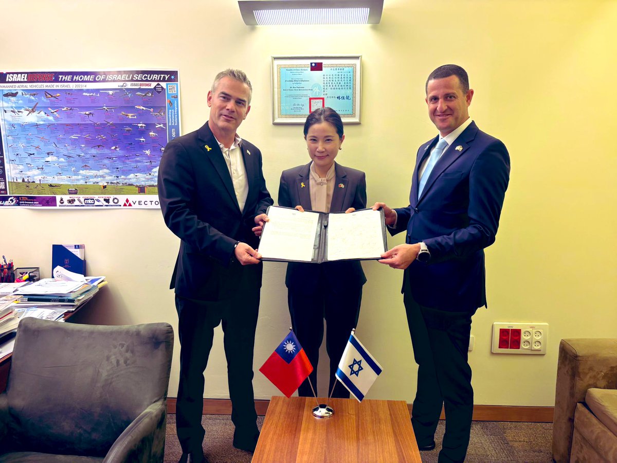 ๐ Boaz Toporovsky- ืืืขื ืืืคืืจืืืกืงื (@btoporovsky) on Twitter photo ืืืืืืื ืขืืืืช ืืฆื ืืฉืจืื ืืืืืข ืืืื ืฉืื ืื ืื ื ื ืขืืื ืืฆืืื.
ืืืืจื ืืฉื ืื, ืืืืืืื ืืื ืึพ7 ืืืืงืืืืจ, ืืืืืืื ืืืืืื ืฉืืื ืื ืจืง ืืืืงืจืืื ืชืืกืกืช ืขื ืขืจืืื ืืฉืืชืคืื ืื ื, ืืื ืื ืฉืืชืคื ืืืืชืืช ืฉืชืืืืช ืืืกืืืขืช ืืืืจืื ืืฉืจืื ืืฉืื.
ืืฉืืชืืฃ ืคืขืืื ืืืฆื ืืคืืืืช ืขื ืโืื ืืืื ืื, ืคืจืกืื ื ืคื ืืื ืจืฉืืืช ืืืืืืื ืขืืืืช ืืฆื ืืฉืจืื ืืืืืข ืืืื ืฉืื ืื ืื ื ื ืขืืื ืืฆืืื.
ืืืืจื ืืฉื ืื, ืืืืืืื ืืื ืึพ7 ืืืืงืืืืจ, ืืืืืืื ืืืืืื ืฉืืื ืื ืจืง ืืืืงืจืืื ืชืืกืกืช ืขื ืขืจืืื ืืฉืืชืคืื ืื ื, ืืื ืื ืฉืืชืคื ืืืืชืืช ืฉืชืืืืช ืืืกืืืขืช ืืืืจืื ืืฉืจืื ืืฉืื.
ืืฉืืชืืฃ ืคืขืืื ืืืฆื ืืคืืืืช ืขื ืโืื ืืืื ืื, ืคืจืกืื ื ืคื ืืื ืจืฉืืืช