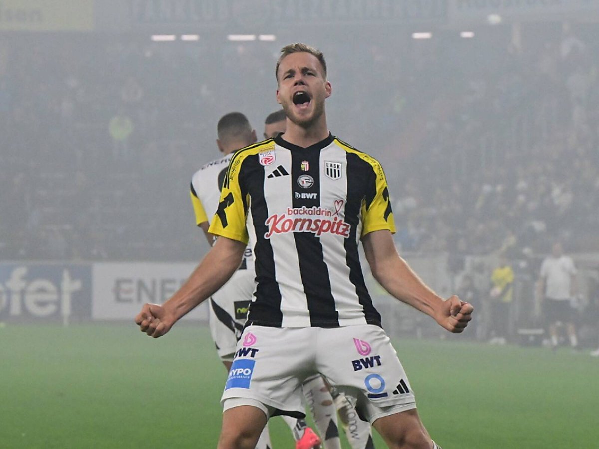 TheCornerFlag (@cornerflagjpl) on Twitter photo πͺ RSC Anderlecht - Update 2
βIt's escalating even further: the deal could be completely off.
β ππ· Hrvoje Smolcic and his management still insist on a permanent transfer and aren't accepting a loan deal.
π° <a href="/sachatavolieri/">Sacha Tavolieri</a>
#RSCA #TransferNews πͺ RSC Anderlecht - Update 2
βIt's escalating even further: the deal could be completely off.
β ππ· Hrvoje Smolcic and his management still insist on a permanent transfer and aren't accepting a loan deal.
π° <a href="/sachatavolieri/">Sacha Tavolieri</a>
#RSCA #TransferNews
