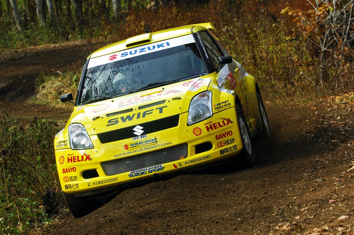 👉20セット限定で復刻したZC31S用『J's エアロバンパー』のルーツをご紹介
⠀
モンスタースポーツが「スズキスポーツ」であった当時、2002年からイグニス(HT系)、2005年からスイフト(ZC系)でWRCに参戦していました。
⠀
そんなZC系のスイフト