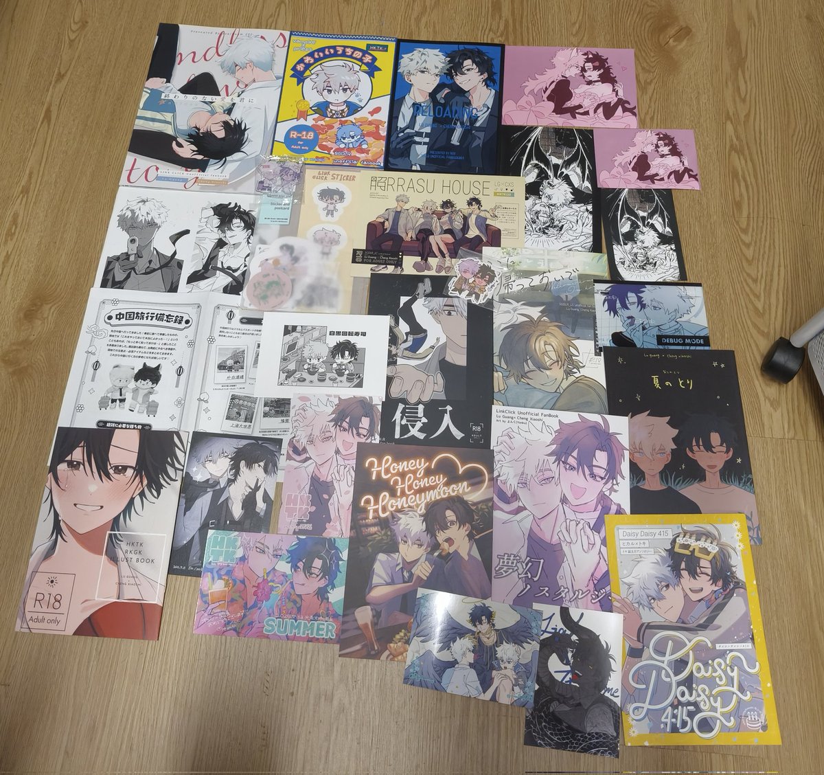 chulianzu923's tweet image. #光时 #ヒカトキ #guangshi 终于拿到日本光时only的场刊了！我将会拜读每一本的❤️❤️❤️