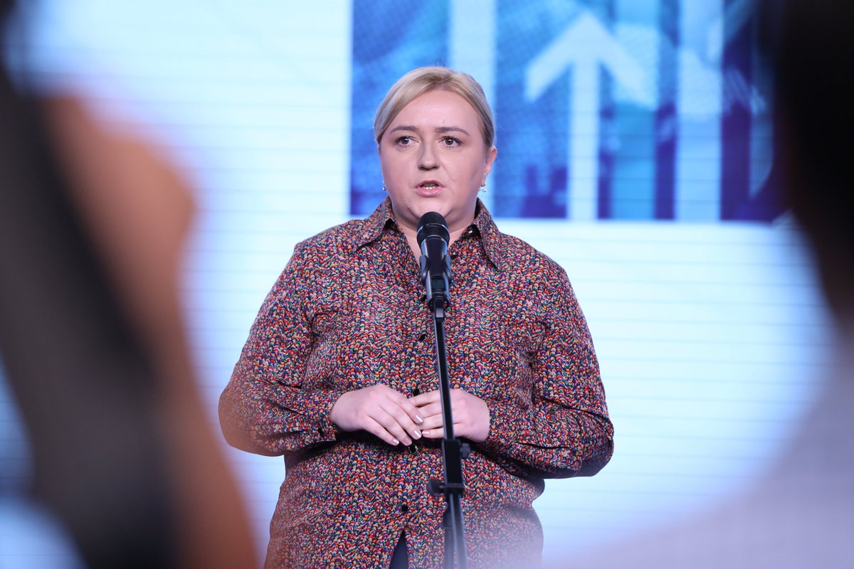 Prawo i Sprawiedliwość (@pisorgpl) on Twitter photo 💬 Poseł PiS <a href="/OlgaEwaSemeniuk/">Olga Semeniuk-Patkowska 🇵🇱</a>: Deregulacja D. Tuska to manipulacja, ale i fikcja. Deregulacja powinna polegać na prostym i przejrzystym prawie gospodarczym, które maksymalnie w ciągu roku zmienia się do 2 razy. Dzisiaj mamy chaos i bałagan. Mamy dzisiaj nowy skład rządu i 💬 Poseł PiS <a href="/OlgaEwaSemeniuk/">Olga Semeniuk-Patkowska 🇵🇱</a>: Deregulacja D. Tuska to manipulacja, ale i fikcja. Deregulacja powinna polegać na prostym i przejrzystym prawie gospodarczym, które maksymalnie w ciągu roku zmienia się do 2 razy. Dzisiaj mamy chaos i bałagan. Mamy dzisiaj nowy skład rządu i
