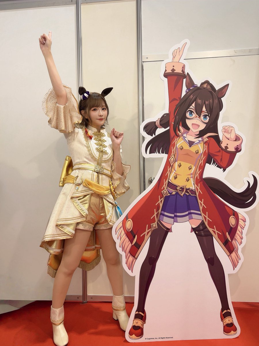 miiiiiina_cat's tweet image. ✨漫画博覧会2025✨️
エルコンドルパサー役で出走させて頂きました!!
トレーナーさん達に会えて最高に楽しかった〜🥰ありがとうございましたっ

 #ウマ娘