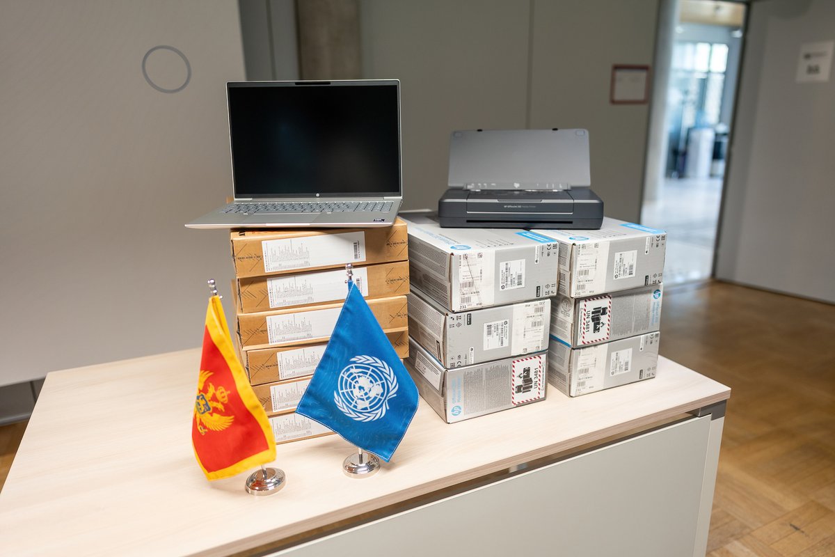 UNDP_Montenegro's tweet image. 👩💼 Ethical public servants = trust in institutions.
In partnership with with 🇬🇧 @UKinMontenegro and @javnaupravamne, we are boosting 🇲🇪 public administration:
✅ New IT for the Administrative Inspectorate
✅13 @ASK_CrnaGora staff certified as ethics & integrity trainers