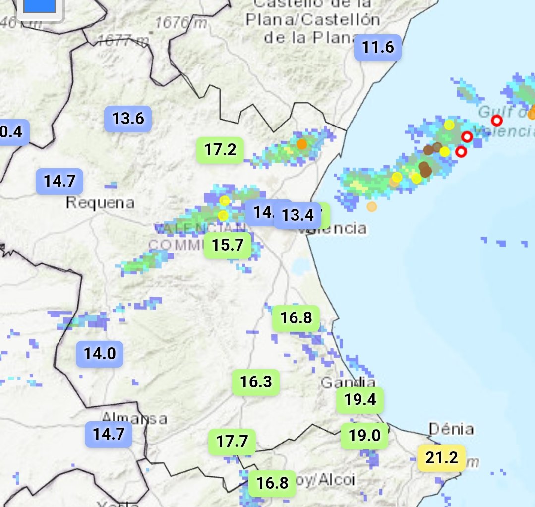 Crecen tormentas en diferentes puntos. Irán a más en las próximas horas. Las más intensas deberían darse en sur de Valencia y Alicante... Pero hay que estar atentos de Castellón hacia el sur.