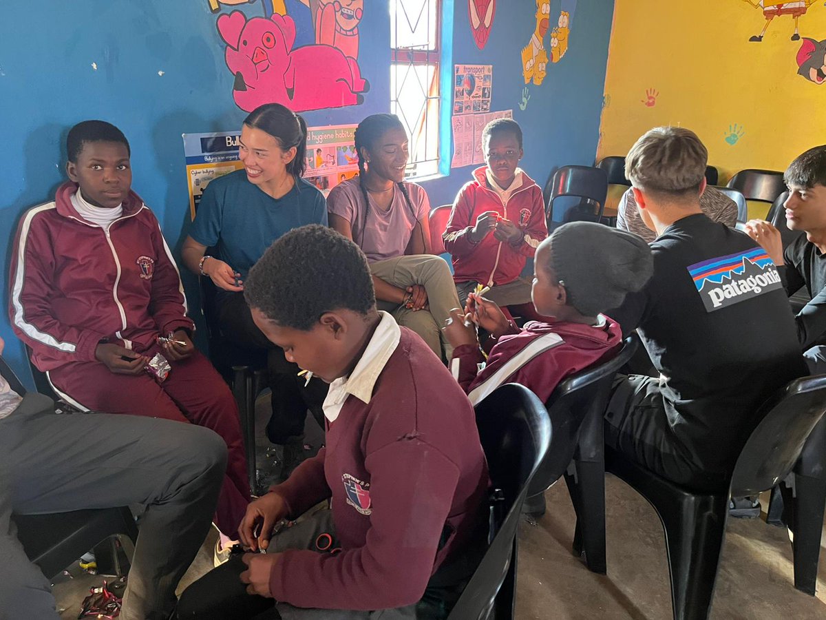 The past few days at Phosela Care Point have been amazing! Highlights have been making bracelets, playing football with the children, and many more. #team2 #community