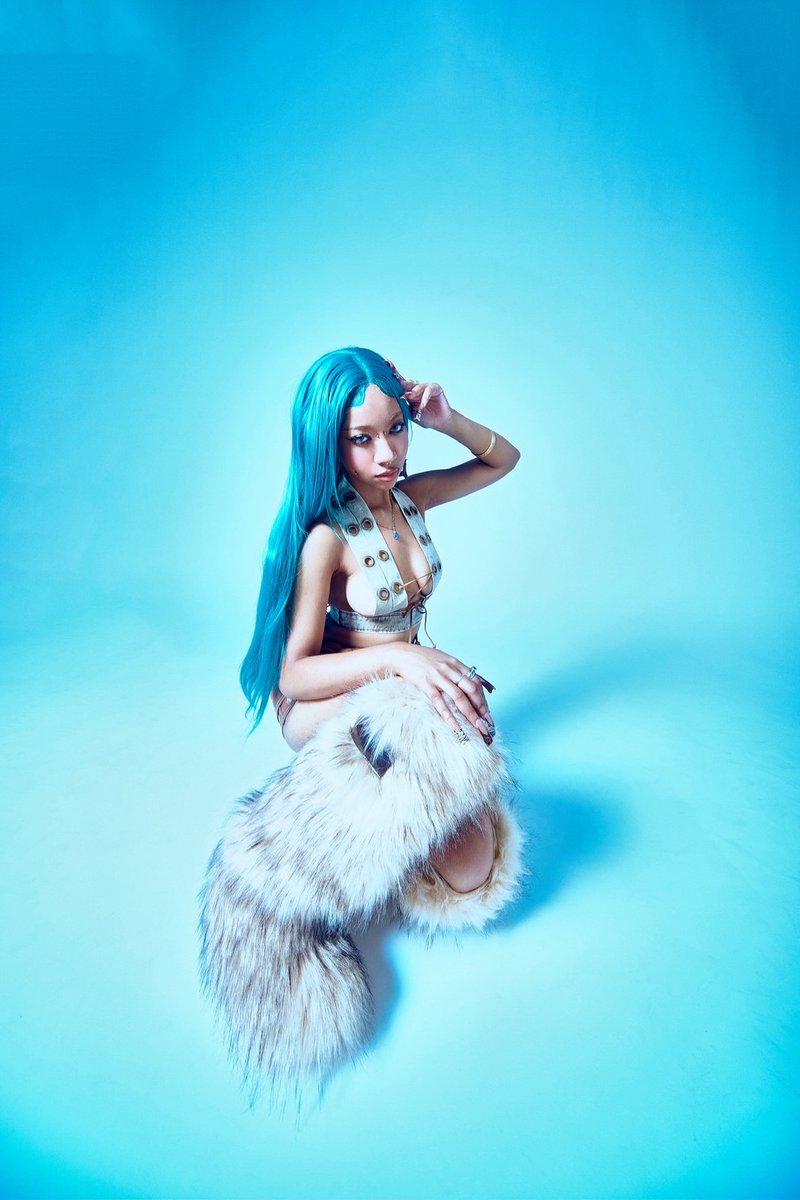 8.28 (木) WWW presents『YOUNG PRO』 🎫¥500（ステッカー付）本日19:00発売 🔗  https://t.co/mNIIrKqxvM Artist : 3Li¥en (エリイェン） 3Li¥enは日本とナイジェリアのヘリテージを持つ電撃的な融合体。24歳で、彼女は東京のヒップホップはもちろん、ハイパーポップや  ...