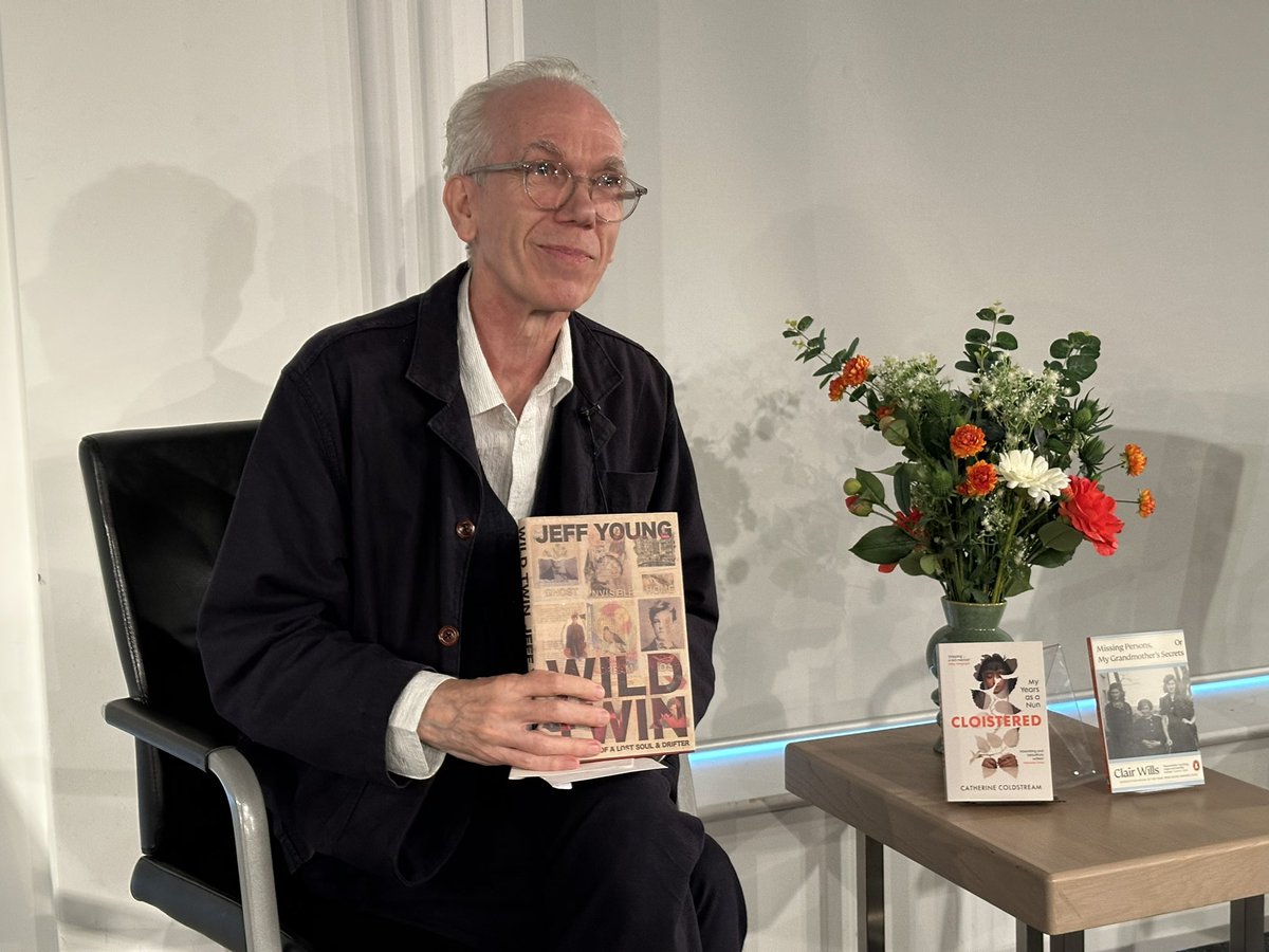 PParkerWriting's tweet image. Many congratulations to Jeff Young on winning the 2025 #TLSAckerleyPrize for his wonderful memoir ‘Wild Twin’. And thanks to all three shortlisted authors for writing such marvellous books and making last night’s prize event such a success. Please buy and read all three books.