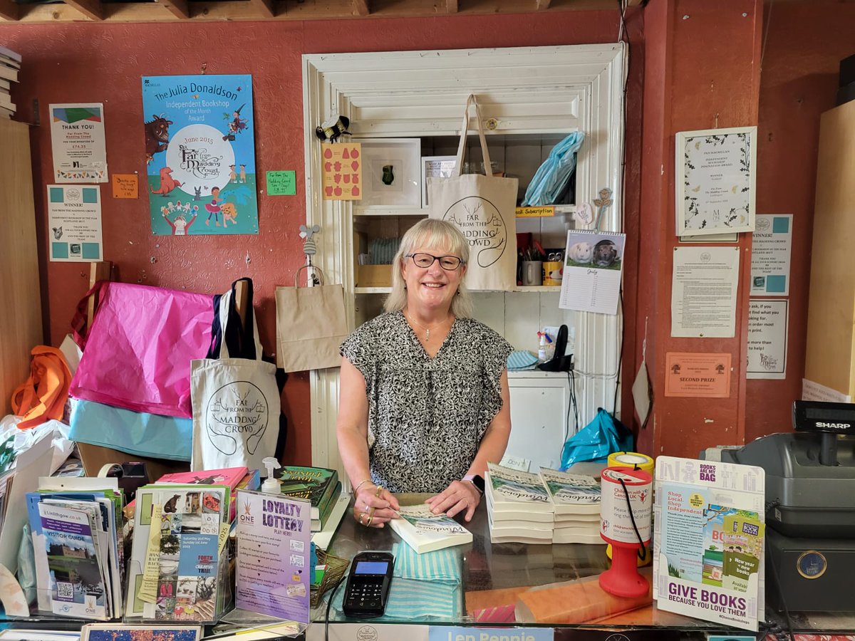 Furtherfrom's tweet image. Lovely to have local author Anni Holliday in to sign copies of her debut novel, Windows! The book is loosely based on Linlithgow High Street: will you spot yourself in it we wonder?!
Signed stock now in store, and in our own Window! #ChooseBookshops