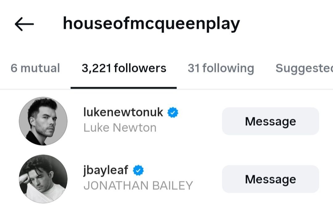graypsyche's tweet image. JB FOLLOWED HOUSE OF MCQUEEN!
They really are brothers for real 😭🥺