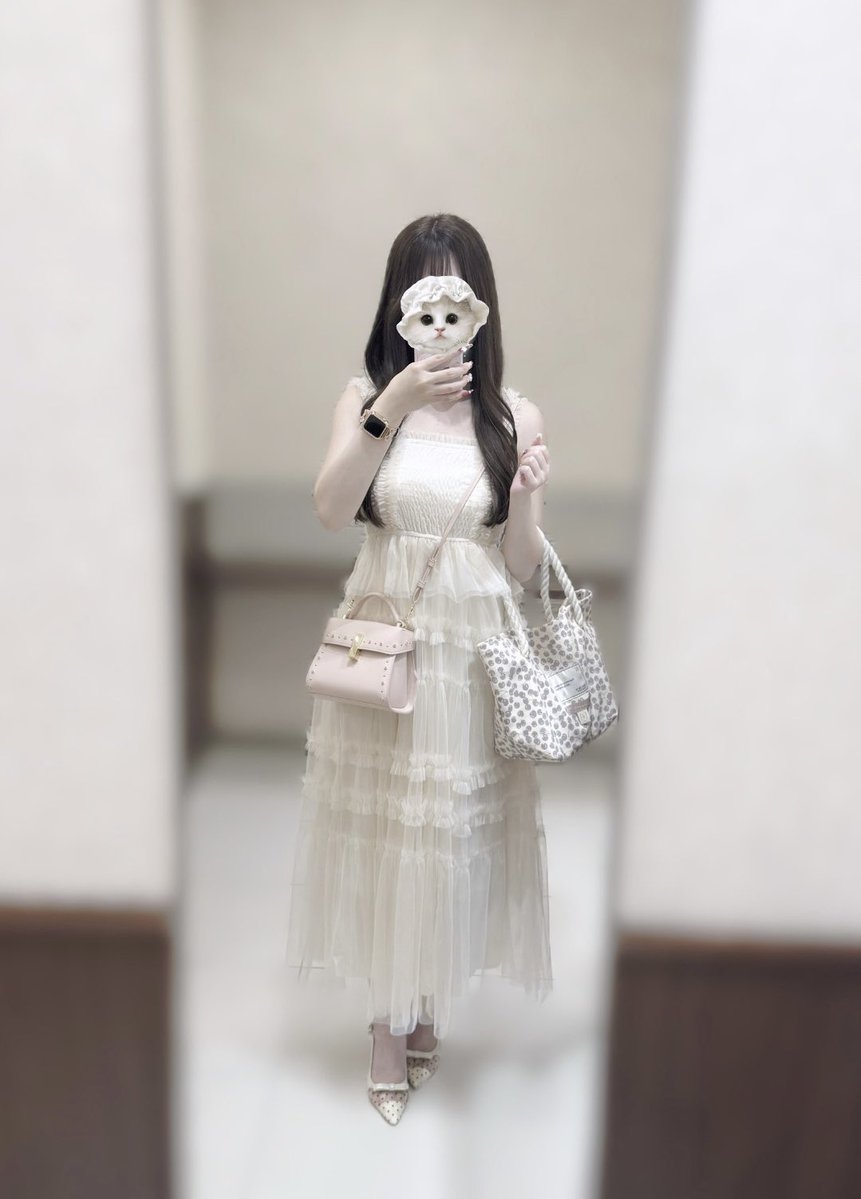 nya3ri's tweet image. GRLのこの組み合わせ可愛すぎた🎀🤍
チュールワンピはゴムめちゃくちゃ伸びるから
沢山食べる日でもきつくならない( -᷅ ·̫ -᷄ )👍🏻⭐️
楽ちんで映えるから旅行にもいいかも.ᐟ.ᐟ
