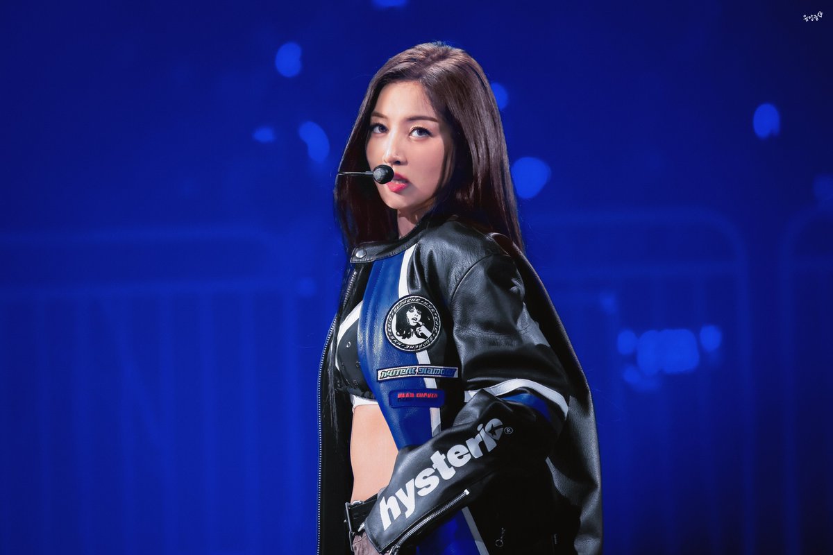 YuangleJYJH's tweet image. 250720
" Seal the Honmoon🫡 "
#TWICE #트와이스 #トゥワイス #지효 #JIHYO #ジヒョ