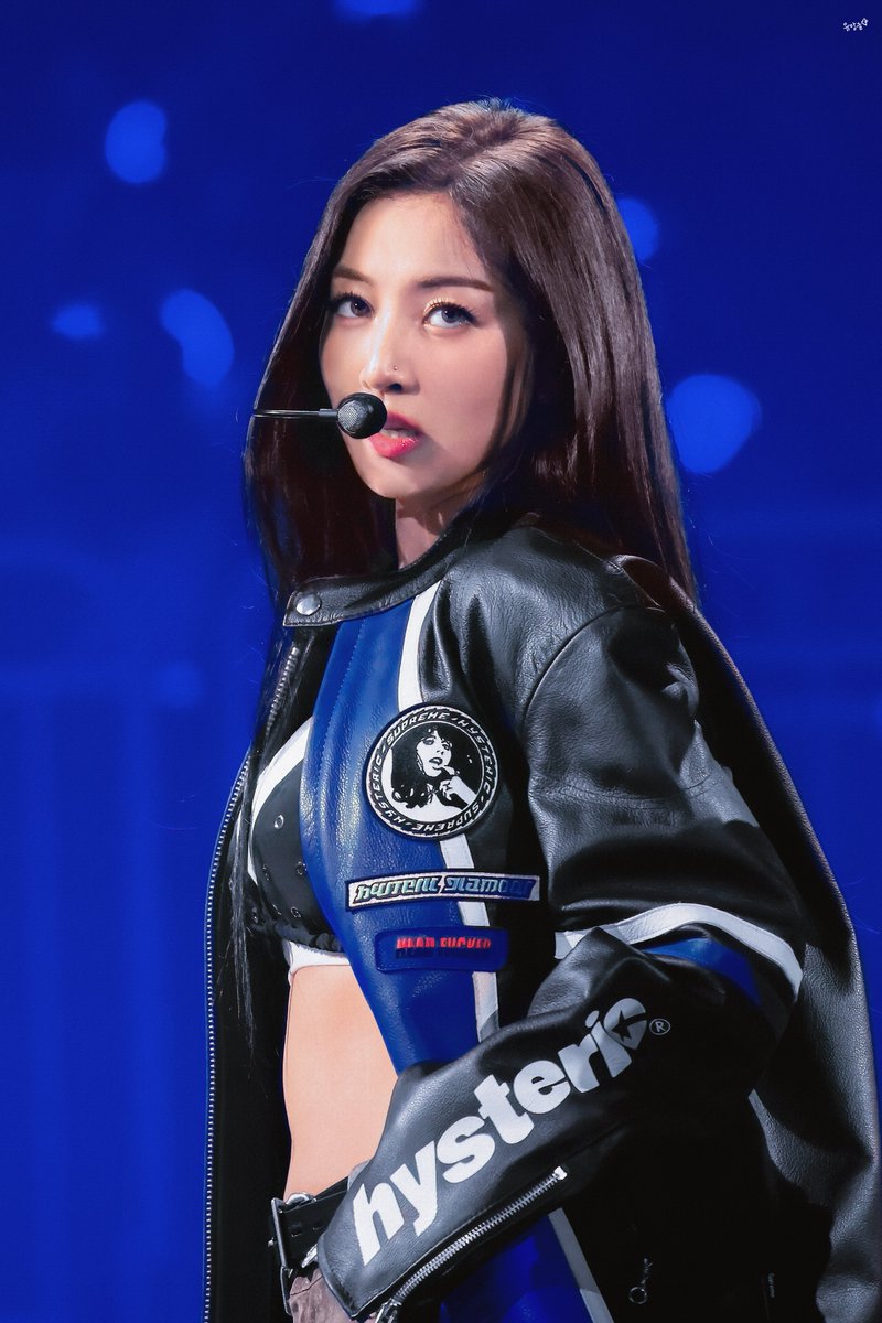 YuangleJYJH's tweet image. 250720
" Seal the Honmoon🫡 "
#TWICE #트와이스 #トゥワイス #지효 #JIHYO #ジヒョ