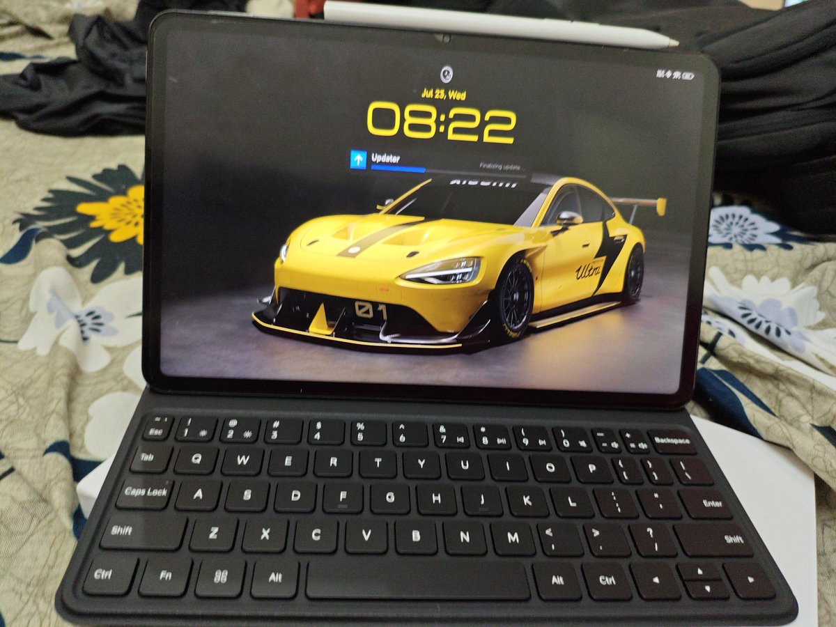 Aditya96c's tweet image. The vibes with the tablet keyboard and pen with @Xiaomi Pad 6, no Apple Pad can beat this.
Do #like and #follow and #retweet for more stuff