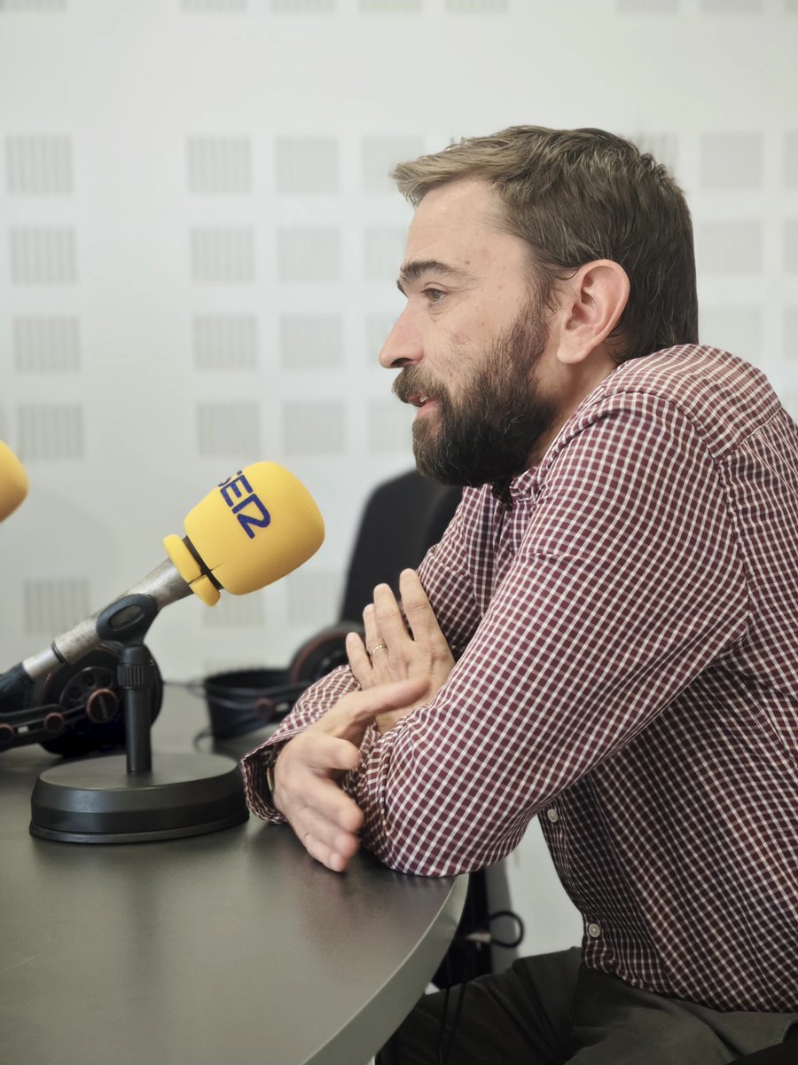 IMDEA Materials (@imdeamaterials) on Twitter photo 🎙️ Nuestro Director, el Prof. Jon Molina, estará hoy a las 12:20 en Hoy por Hoy Madrid con <a href="/davidsanudoSER/">David Sañudo</a> en <a href="/SERMadridSur/">SER Madrid Sur 94.4</a> (94.4 FM), hablando sobre el papel de IMDEA Materiales como centro internacional de excelencia en Ciencia de Materiales en Getafe!
<a href="/IMDEAInstitutes/">IMDEA Institutes</a> 🎙️ Nuestro Director, el Prof. Jon Molina, estará hoy a las 12:20 en Hoy por Hoy Madrid con <a href="/davidsanudoSER/">David Sañudo</a> en <a href="/SERMadridSur/">SER Madrid Sur 94.4</a> (94.4 FM), hablando sobre el papel de IMDEA Materiales como centro internacional de excelencia en Ciencia de Materiales en Getafe!
<a href="/IMDEAInstitutes/">IMDEA Institutes</a>