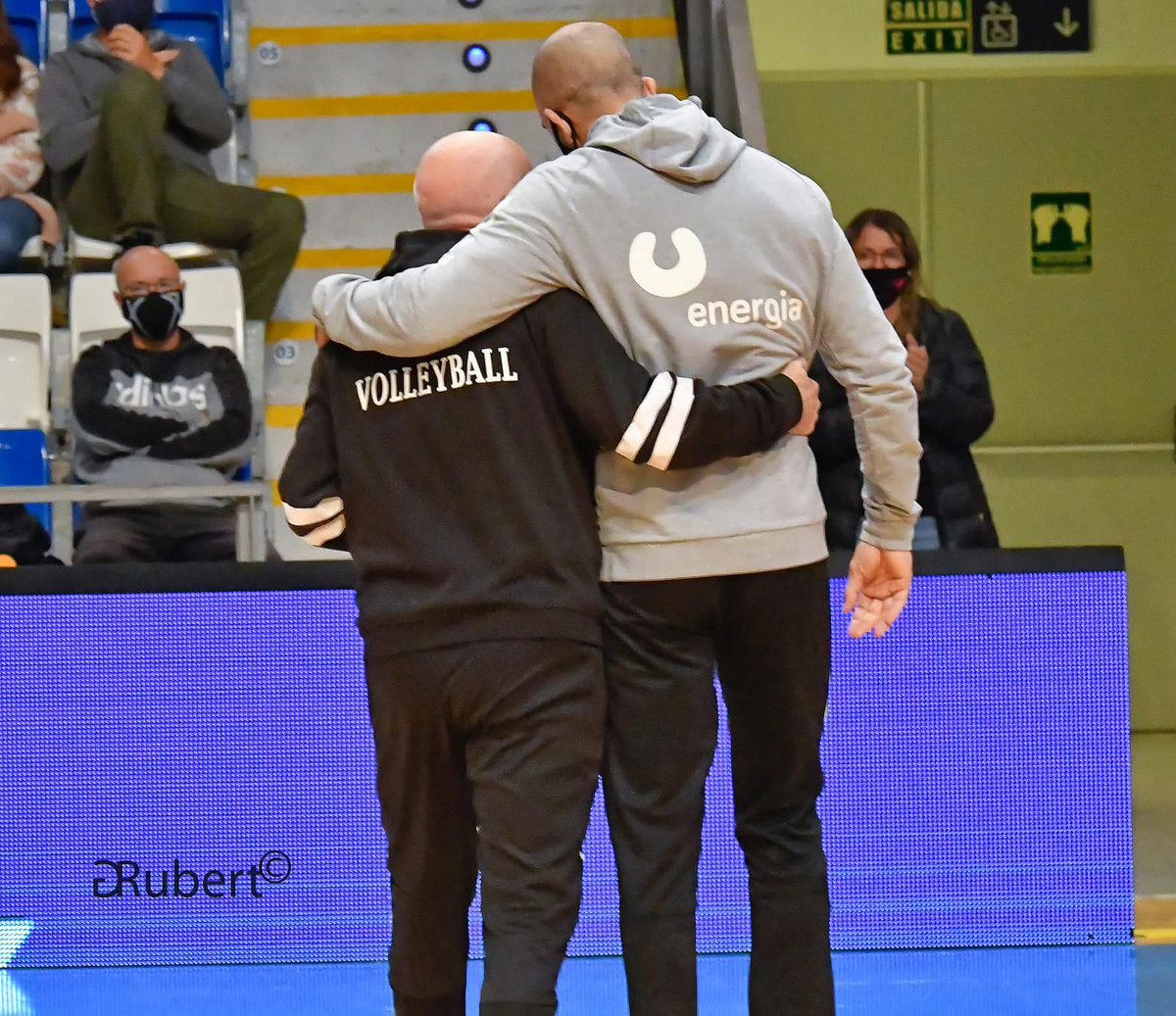 Lamentamos profundamente la pérdida de Tony Pareja, quién deja una huella imborrable en el mundo del voley balear. 
 
Desde el CV Palma transmitimos nuestras más sinceras condolencias a sus familiares y a toda la gran familia del CV Mayurqa. 

D. E. P querido Tony