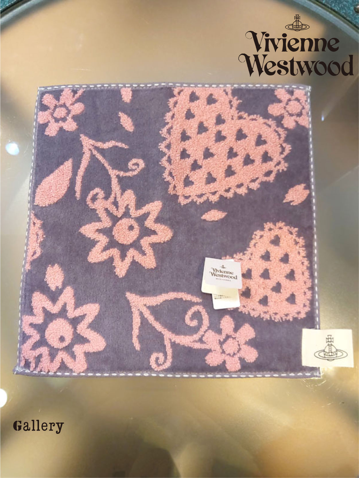 momoka【Vivienne Westwood】ハンカチ難あり 71HmeRbCe3L.jpg