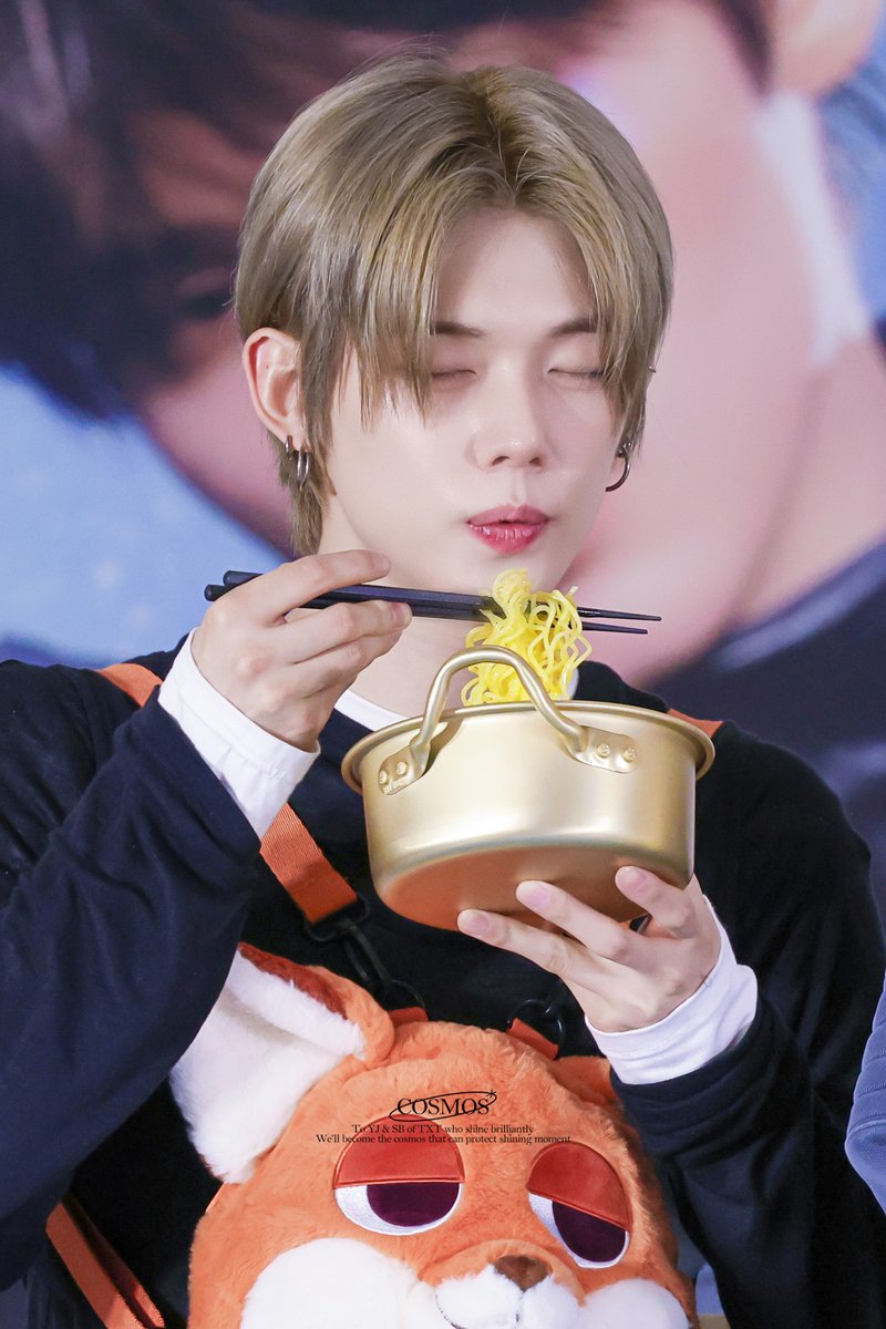 cosmos_913's tweet image. [HQ] 250723 호오 🍜

#YEONJUN #연준 #ヨンジュン 
#투모로우바이투게더 #TXT