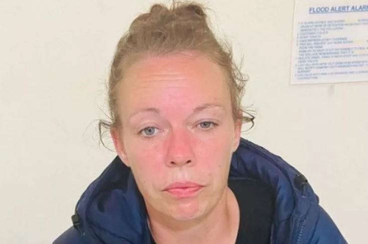 WalesOnline's tweet image. This woman vanished presumed murdered a year ago and still no-one knows what's happened to her - crnch.it/AGAGurI6
