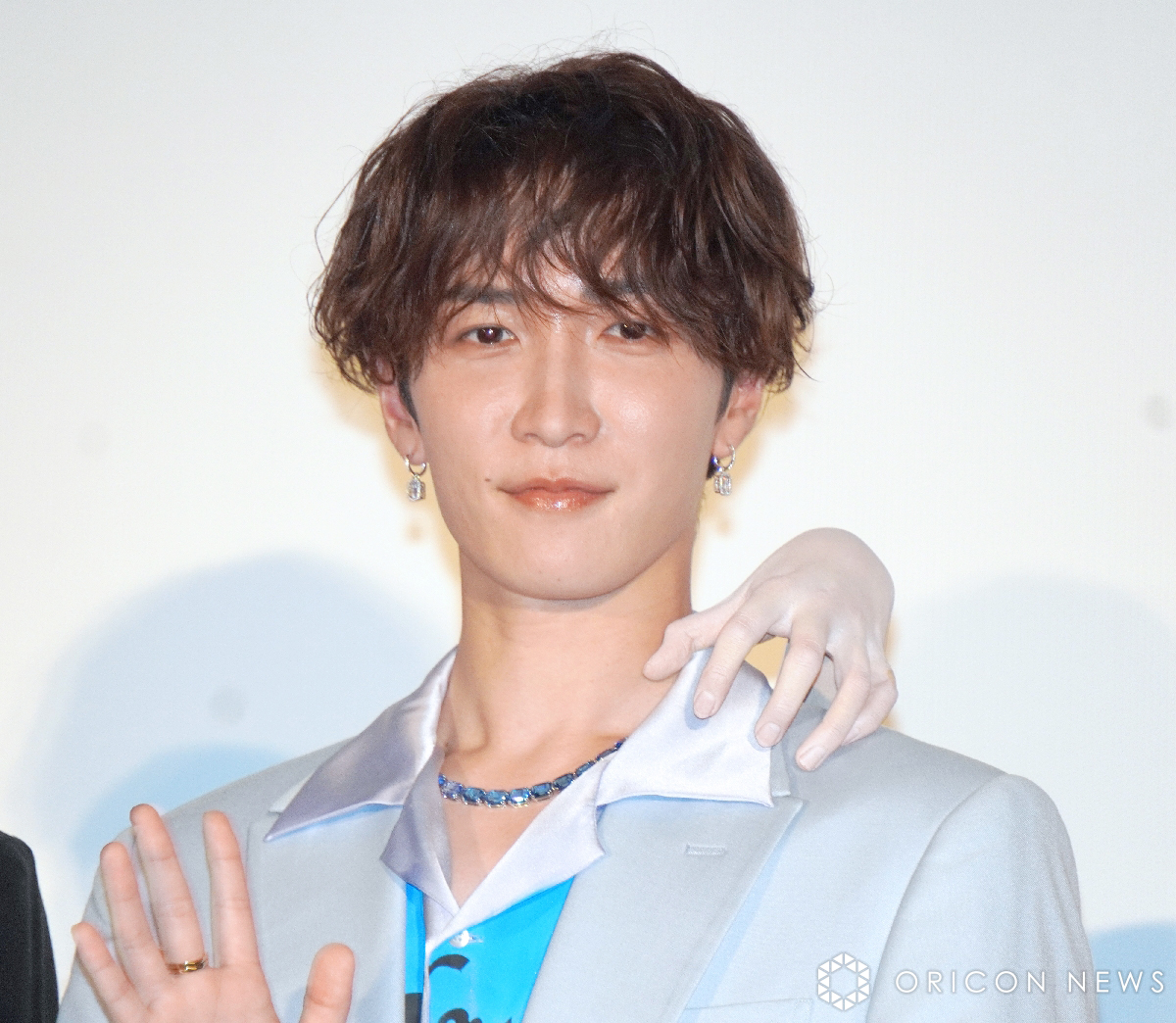 Snow Man渡辺翔太 吉田鋼太郎の初対面の対応にキュン💙 「いきなり好き