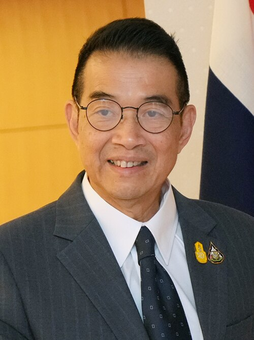 Kaiming li 李凯明 (@defencewithli) on Twitter photo #Thailand Foreign Minister Maris Sangiampong has arrived at the United Nations Headquarters in New York City.
Another news of #Trump getting Nobel Peace Prize on the way?
Meanwhile #ThailandStartedTheWar and #combodiaopenedfire are still trending
<a href="/USEmbPhnomPenh/">U.S. Embassy Cambodia</a> <a href="/DefensePolitics/">Defense Politics Asia</a> #Thailand Foreign Minister Maris Sangiampong has arrived at the United Nations Headquarters in New York City.
Another news of #Trump getting Nobel Peace Prize on the way?
Meanwhile #ThailandStartedTheWar and #combodiaopenedfire are still trending
<a href="/USEmbPhnomPenh/">U.S. Embassy Cambodia</a> <a href="/DefensePolitics/">Defense Politics Asia</a>