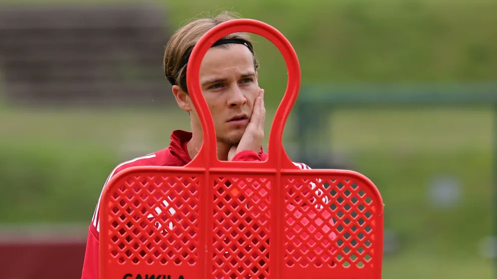 ❌ VfB Stuttgart have pulled out of the race for Nürnberg midfielder Caspar Jander. (Bild/kicker)

💰 Nürnberg were demanding €15m, which Stuttgart did not want to pay.
🇪🇸 Instead, they are set to sign Chema Andrés from Real Madrid for €3m.