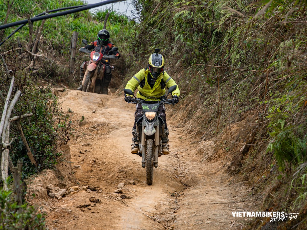 vietnammotorcycletours.com/itinerary/moto…