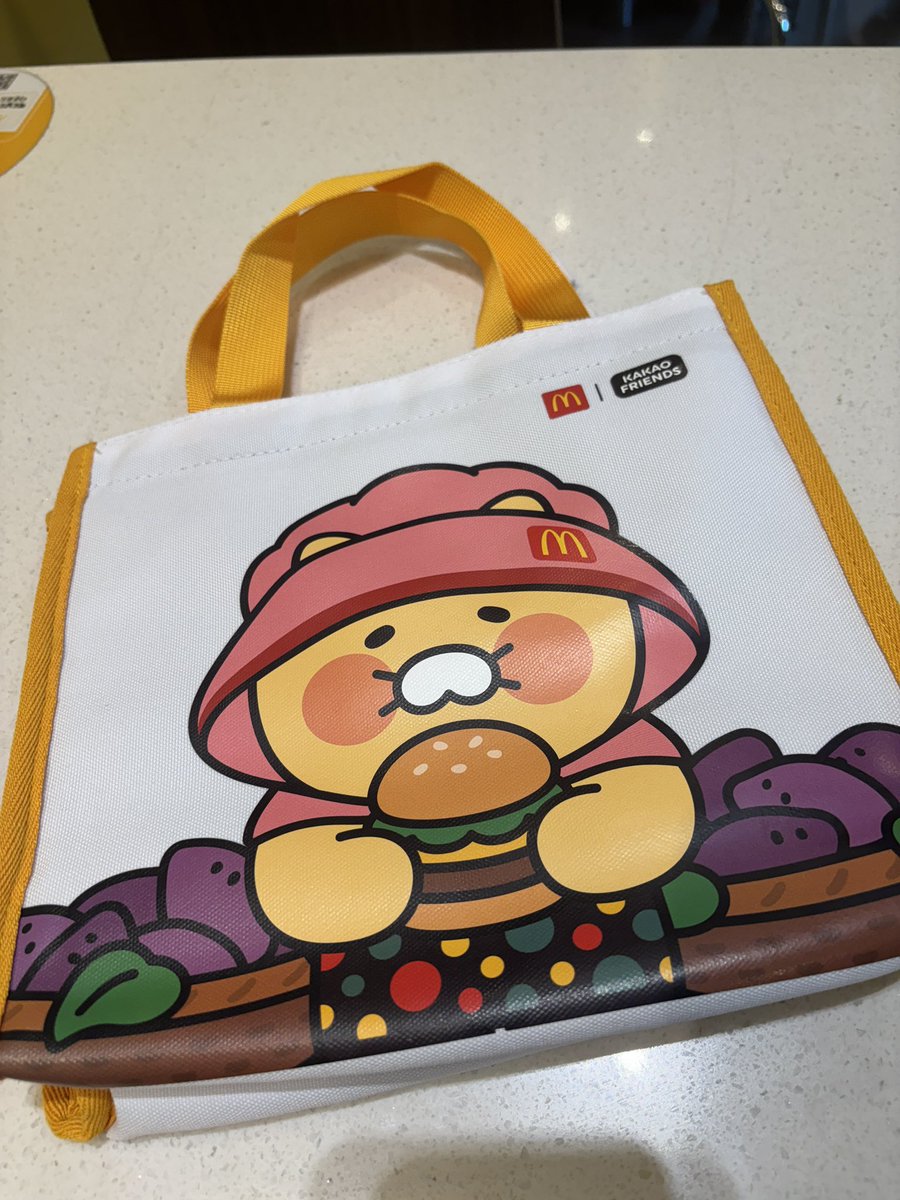 gamzagamalhae's tweet image. 헤헤 귀엽당
고구마버거도 맛있는뎅?!