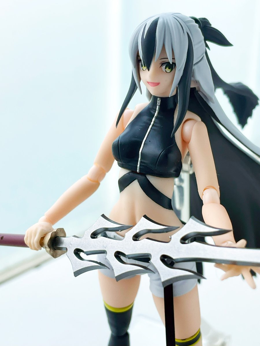 イカです⭐︎ お日様3 Kさん adidas ZX 8000 “Metallic Grey” is On the Way