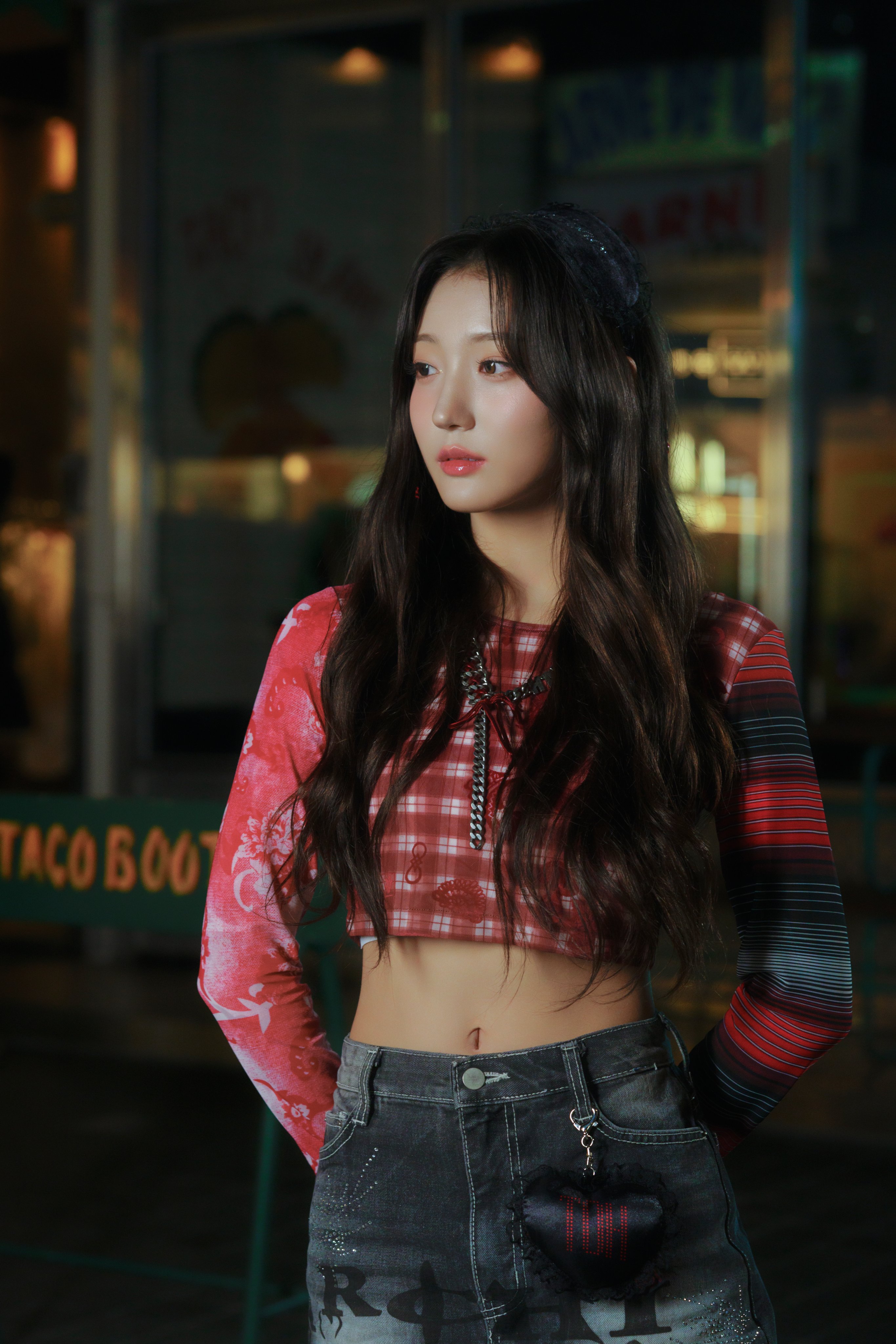 GwnN2JkbYAANIqT?format=jpg&name=4096x4096