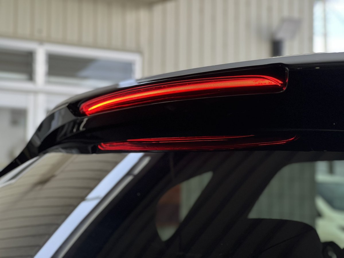 sword-5、blade-5一気に２つ取付しました！レンズデザインはTYPE B でオーダーいただきました。
ハイマウントも長くなり、なんとなーく雰囲気新型ルック…？

#cx5