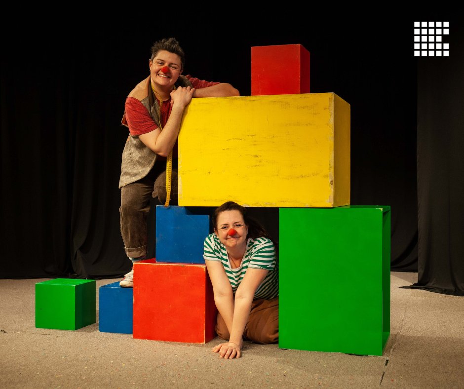 Bühne frei für's Kindertheater: Das Kinderkulturbüro zeigt in den Sommerferien drei tolle Stücke für Kids, los geht’s am 1. August mit „Das kleine Ich-bin-Ich“. Infos zu allen Terminen unter kinderkulturbuero-erlangen.de