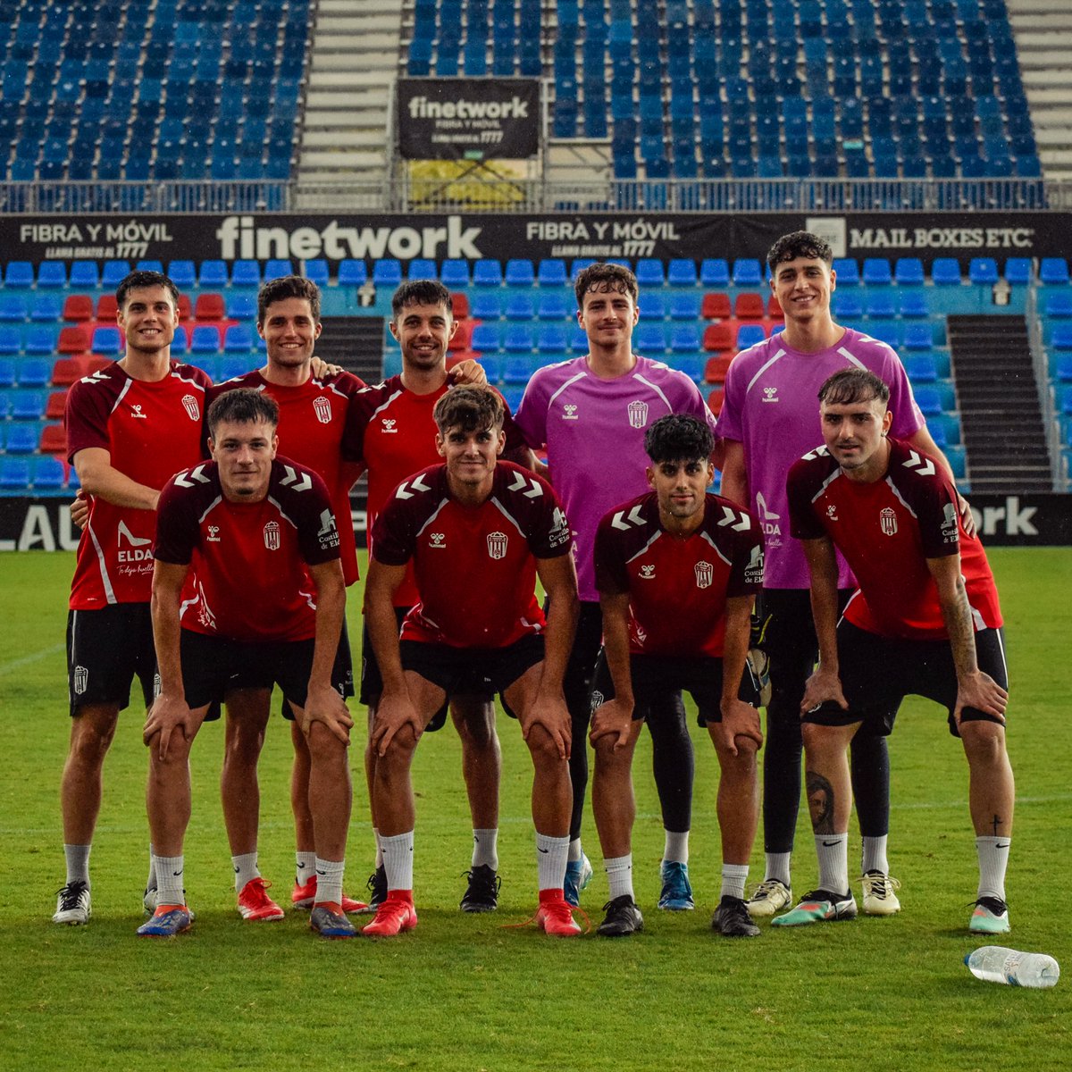 CD_Eldense's tweet image. 💪🏻 Nuestro @FutbolBaseCDE, presente en la pretemporada del primer equipo 🔵🔴
#AupaDeportivo #FuturoAzulgrana