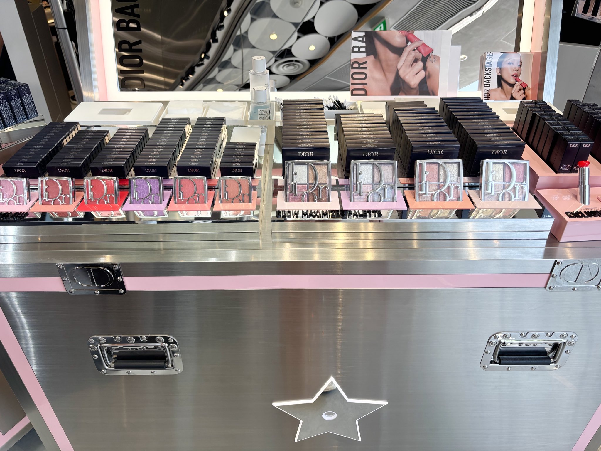 Dior ミラー ポーチ 香水 リップ ネイル ジュエリーケースノベルティセット Dior ミラー ポーチ 香水 リップ ネイル ジュエリーケース