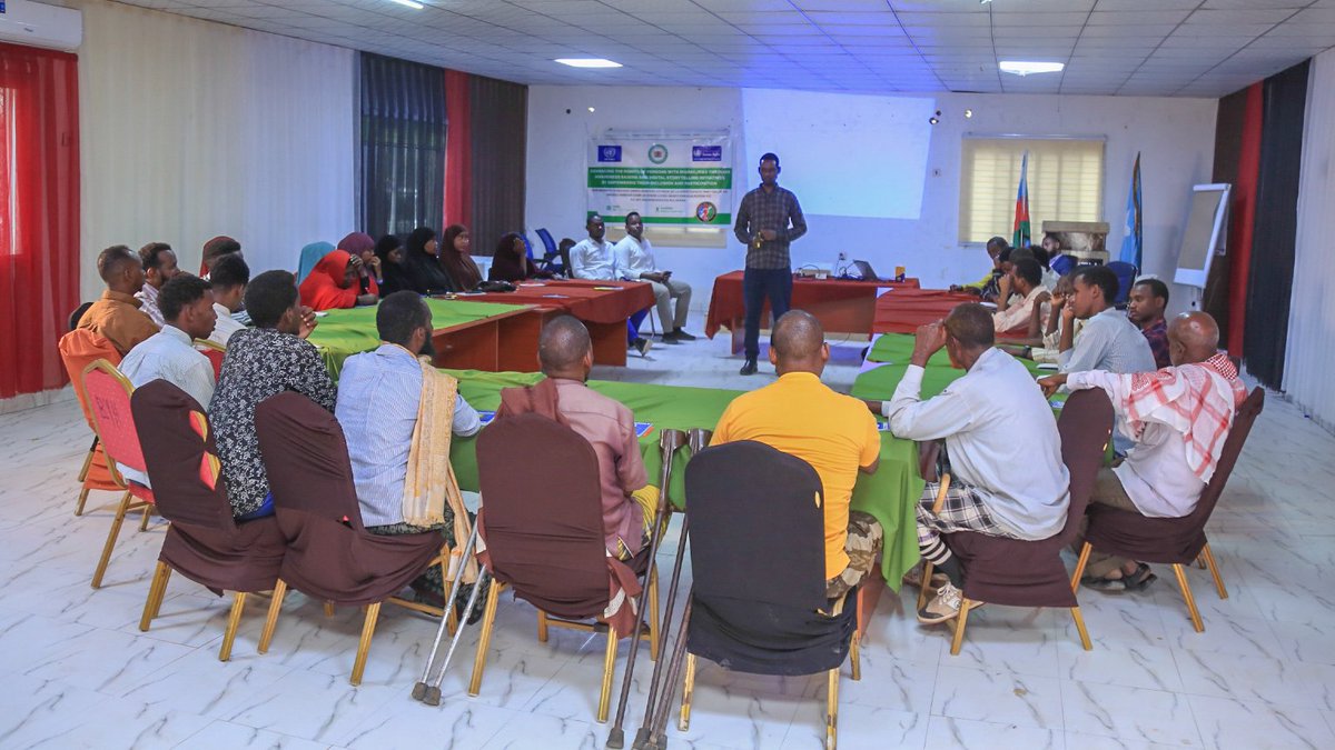 UNTMIS_'s tweet image. As part of ongoing efforts to combat stigma and promote equal rights for persons with disabilities in Somalia, 30 deaf or hard-of-hearing persons recently took part in a @UN-supported three-day digital storytelling workshop in Baidoa. They learned how to use storytelling as a…
