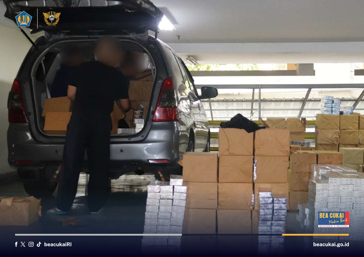 Bea Cukai <a href="/BCJatengDIY/">Kanwil Bea Cukai Jateng DIY</a> gagalkan upaya distribusi barang kena cukai hasil tembakau dan minuman mengandung etil alkohol ilegal jalur distribusi Jawa-Sumatra. Penindakan terjadi pada 17-18 Juli 2025, terhadap tiga kendaraan di ruas Tol Semarang-Batang.

beacukai.go.id/berita/dalam-d…