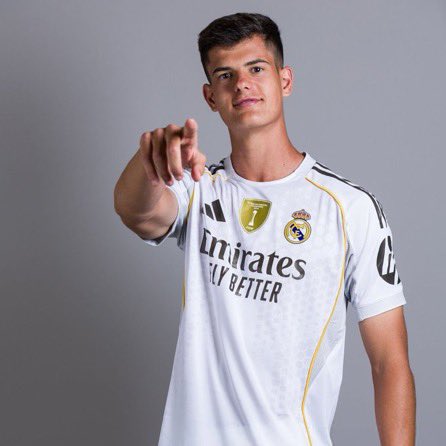 🚨 Chema Andres devrait rejoindre Stuttgart pour 3M€.

<a href="/BILD/">BILD</a>