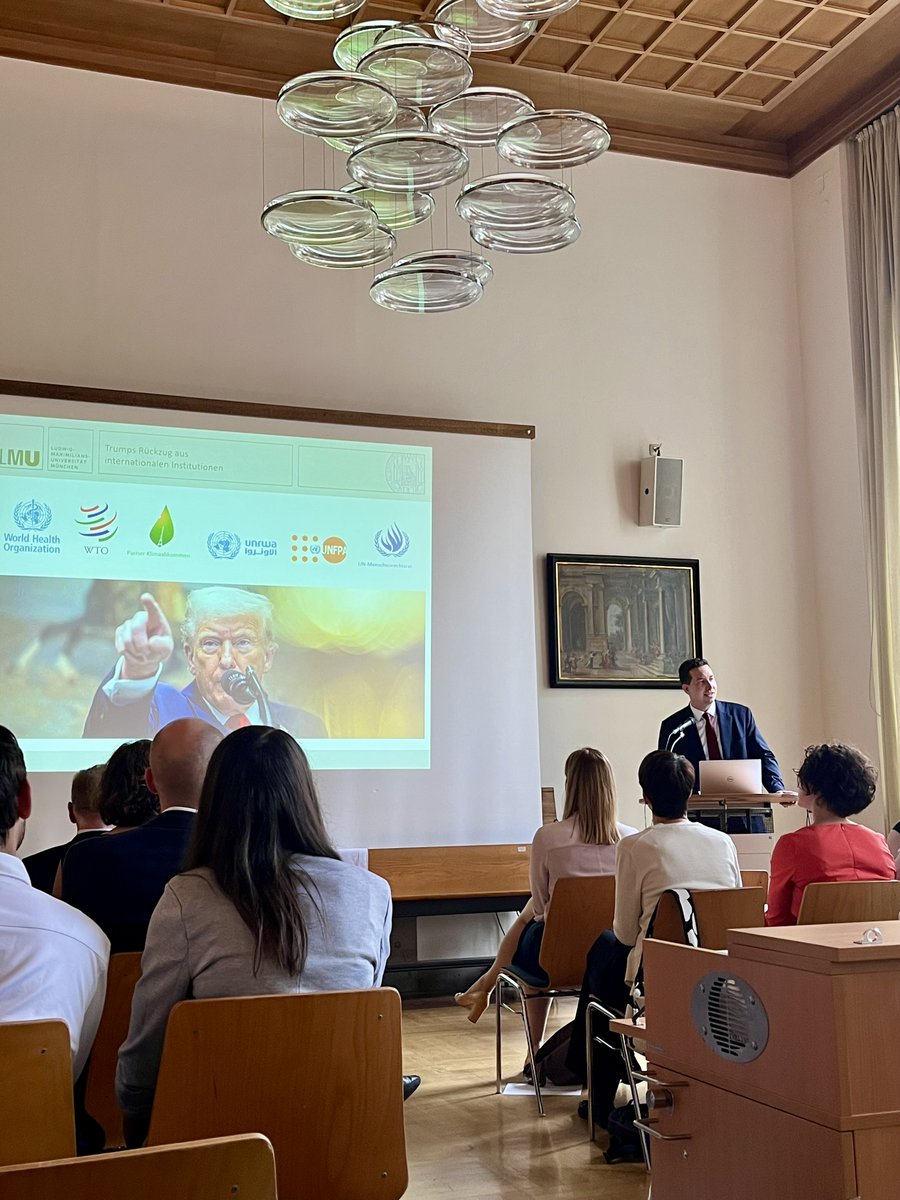 Tim Heinkelmann-Wild (@heinkelmannwild) on Twitter photo 🏆🤓 I am deeply grateful for the Dissertation Award of the Münchener Universitätsgesellschaft #MUG of <a href="/LMU_Muenchen/">Universität München</a>:
lmu.de/de/newsroom/ne… 🏆🤓 I am deeply grateful for the Dissertation Award of the Münchener Universitätsgesellschaft #MUG of <a href="/LMU_Muenchen/">Universität München</a>:
lmu.de/de/newsroom/ne…