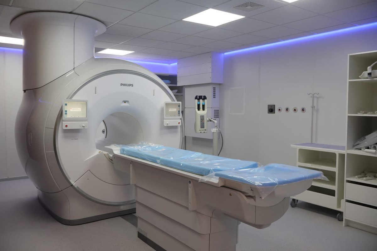 🏥 Los primeros pacientes llegarán al #NuevoHospitalCuenca el próximo 29 de julio de 2025.

✅ Los profesionales del servicio de #Radiodiagnóstico realizarán pruebas de resonancia magnética.

✅ Estudios de mayor calidad en menos tiempo y con más confort con últimas tecnologías.