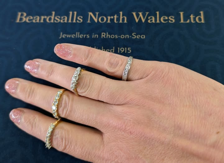 BeardsallsJ's tweet photo. @__x 💎 Family-run since 1915, Beardsalls Jewellers in Rhos-on-Sea specialises in pre-owned jewellery — like these stunning diamond half-eternity rings!

Open Tues, Thurs &amp; Sat 10–4
Other days: we’re in the workshop, repairing &amp; resizing.
#RhosOnSea #BeardsallsJewellers https://t.co/UxmQQSFZs1