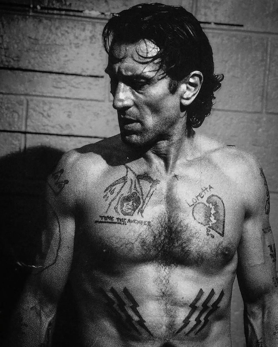 Turco84_'s tweet image. "Tiene más letra que un suplemento dominical."
🎬 El Cabo del Miedo (1991)