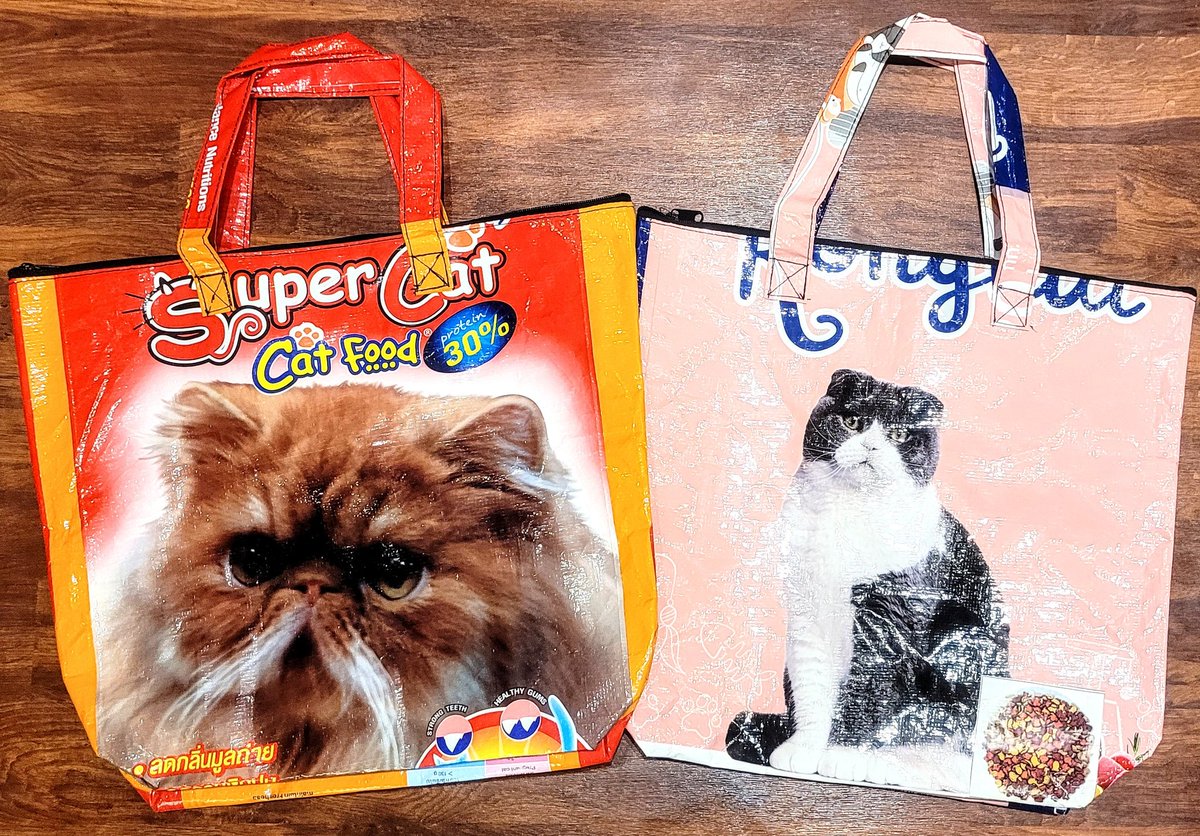 本来使い捨てられるはずだったモノをリサイクルじゃなくアップサイクルでさらなる高みへ。軽量で丈夫、しかも味のあるデザインの海外製セメント袋を利用してトートや2WAYトート、ポーチに。にゃんこの方は海外のペットフード袋をトートに。こちらも軽量な上に防水にも。内ポケットとジッパー付き。