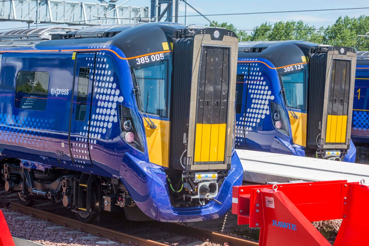 ScotRail's tweet image. ⚡️ Our first Hitachi #Class385 trains entered service seven years ago today, on Tuesday, 24 July 2018. These trains now operate across many of our routes, including:
🔵 Edinburgh - Glasgow via Falkirk
🔵 Edinburgh - Dunblane
🔵 Glasgow - Alloa
🔵 Glasgow - Lanark
& more