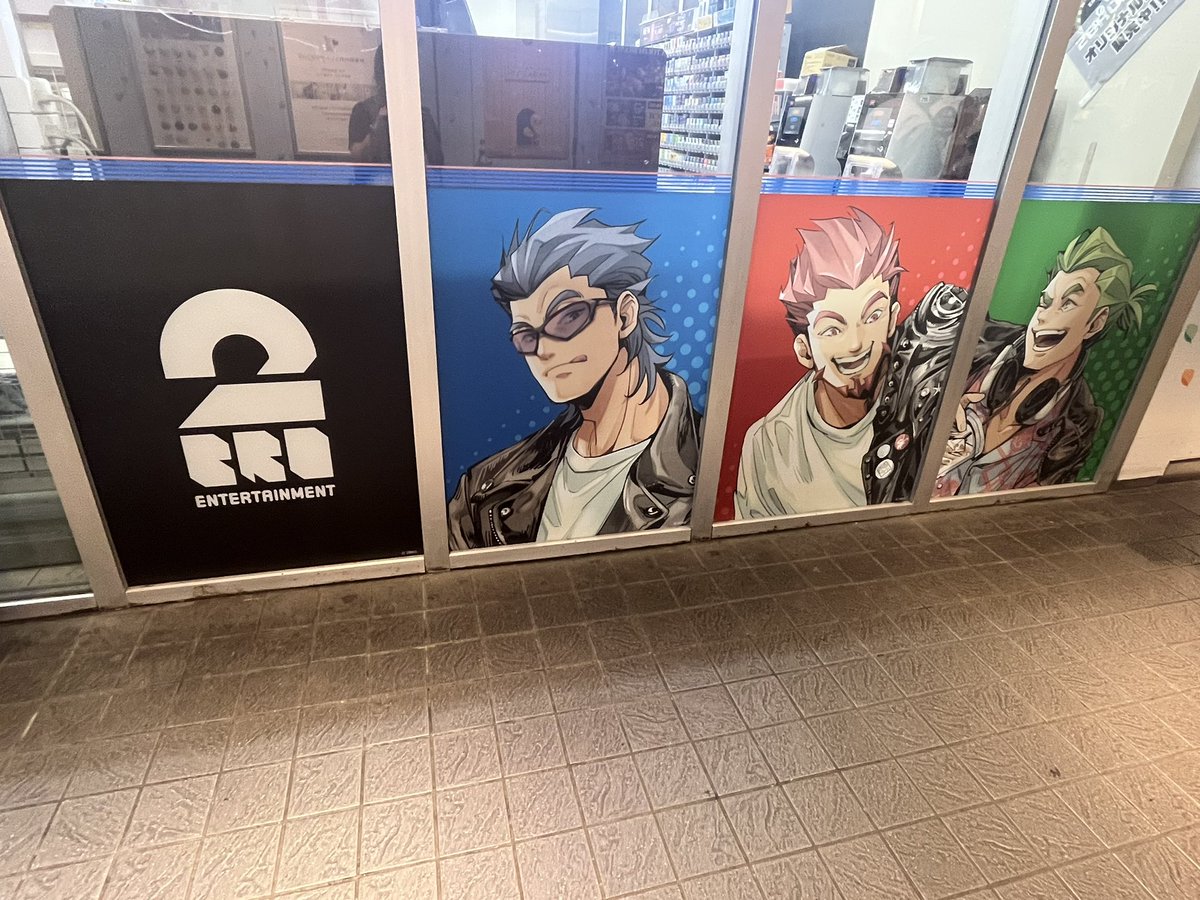 #2BROローソンコラボ
秋葉原の店舗行ってきた！
仕事の疲れも吹っ飛ぶ〜❤️💙💚