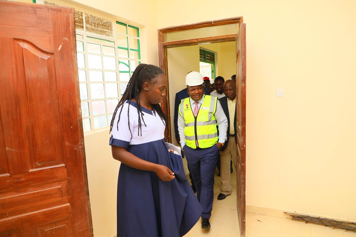 BarasaFernandes's tweet image. Inspected Shikhuyu Dispensary in Butsotso Central, Lurambi Sub-county, as we work to upgrade it to a health centre. We are deploying additional staff and equipping the maternity wing to meet the growing demand.