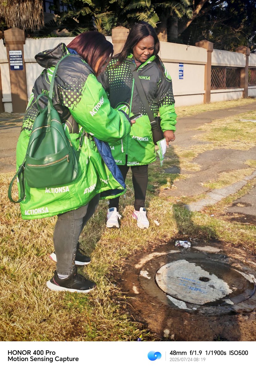 COJactionsaREC's tweet image. Actionairs are on the ground signing up members and doing service delivery. Join our Joburg South team or hoot and say hello to them tomorrow as they continue their work on the ground.
#ServiceDeliverism #SaveCoJ #ActionWillGovernBetter