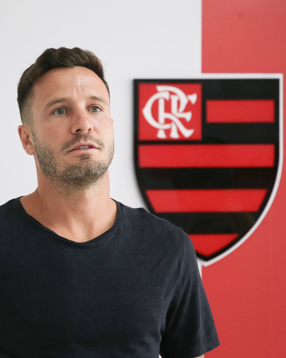 ¿Tercer español que juega en <a href="/Flamengo/">Flamengo</a>? 💪🏽🇪🇸❤️🇧🇷