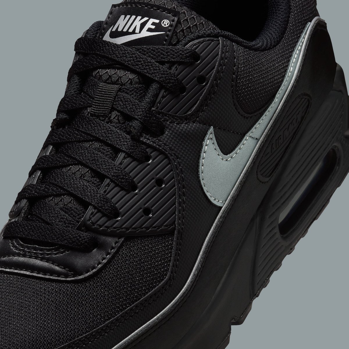 Zeembow's tweet image. Nike Air Max 90 “Black Reflective” 🔦