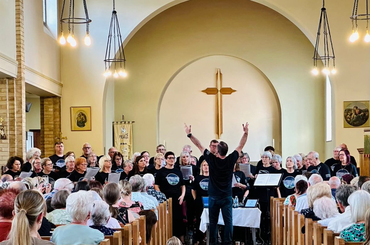 DioceseofDurham's tweet image. The Northern Lights Community Choir, launched in January 2025, held its much-anticipated debut concert earlier this month at St. Mark’s, Darlington. The choir is part of the church’s thriving Health and Wellbeing Hub which was established ten months ago. Read more 👉…