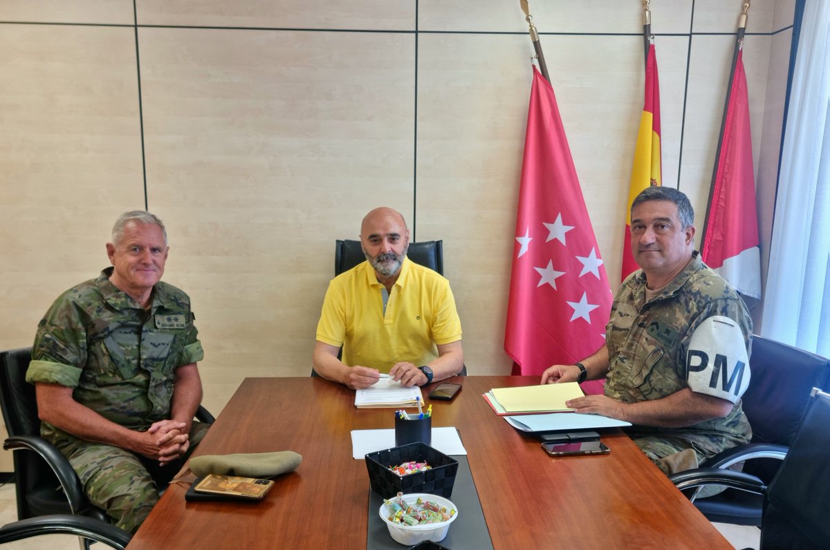 📜 El @AytoVillalbilla ha recibido autorización del  Ministerio de Defensa para realizar prospecciones arqueológicas no invasivas en el recinto militar de "San Juan del Viso"
🏛️ Para ello, representantes del Ministerio se han reunido esta mañana con el Alcalde, José Luis Luque.